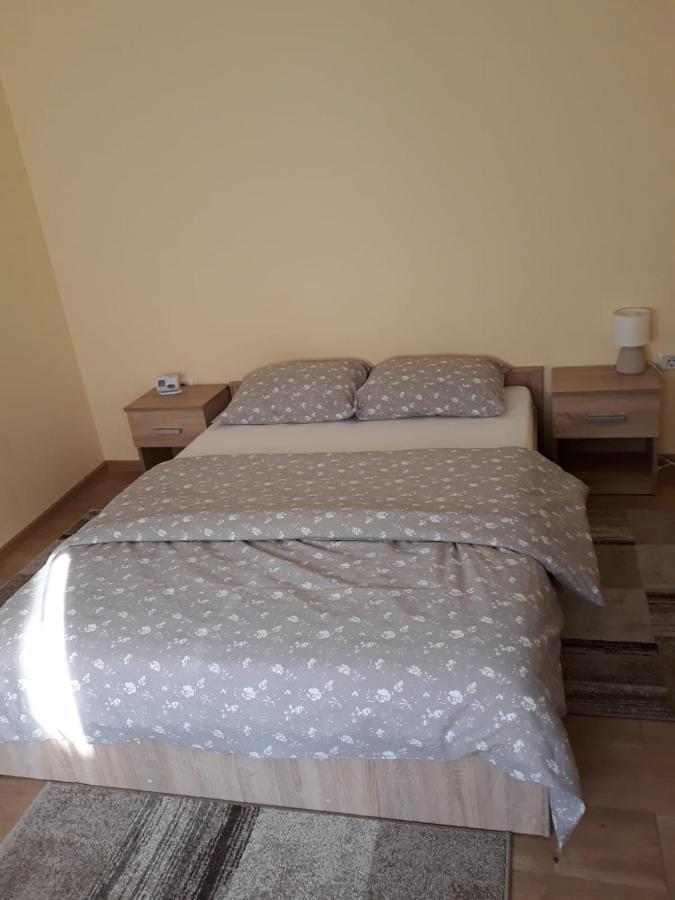 Apartament Andreas Arad Exterior photo